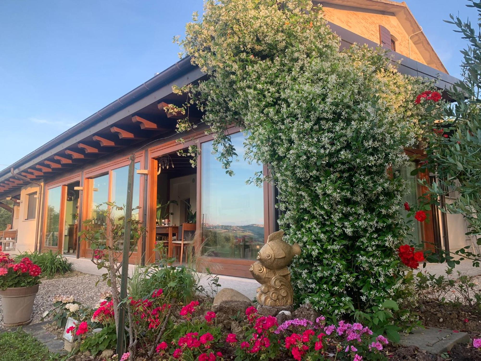 Gastronomic B&B Carlocarla Monte San Pietrangeli 외부 사진